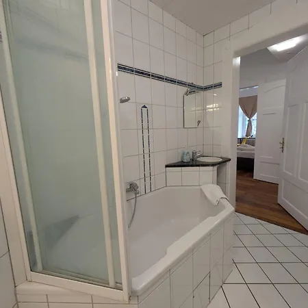 , Parken & Wlan Apartament