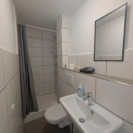 , Parken & Wlan Apartament *