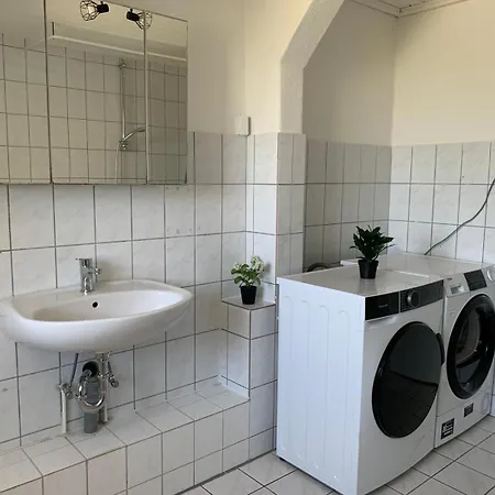 , Parken & Wlan Lägenhet *